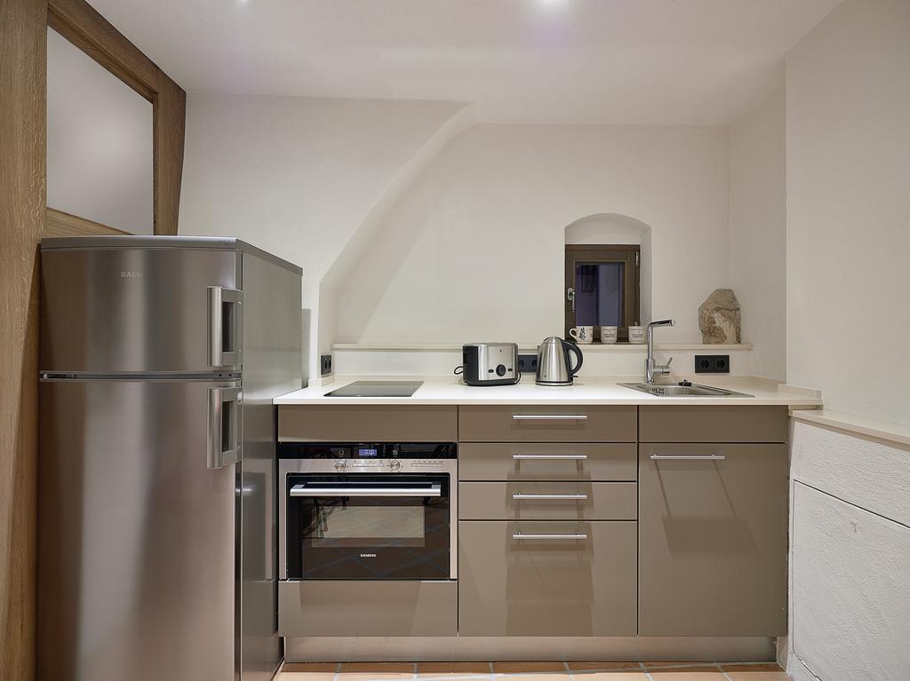 Am Hofbrunnen Appartement Rothenburg ob der Tauber Kamer foto